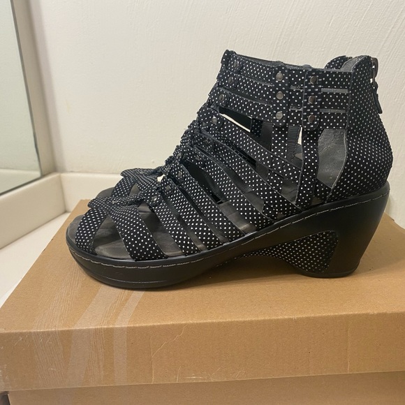 Jbu Nectar Pilka Dot Gladiator wedge sandals 7M - Picture 5 of 7